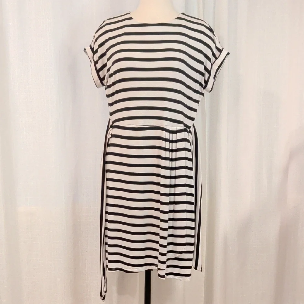 Comfy B&W Striped Wrap Dress